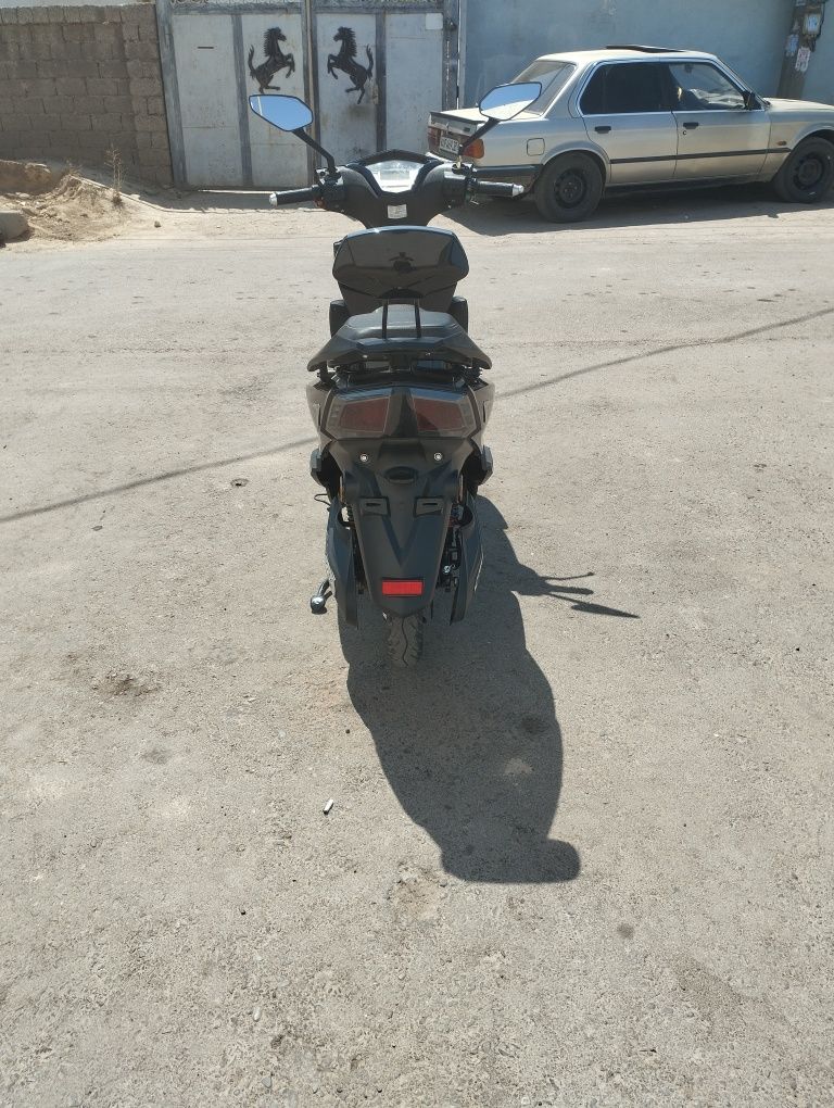 Продам электроскутер