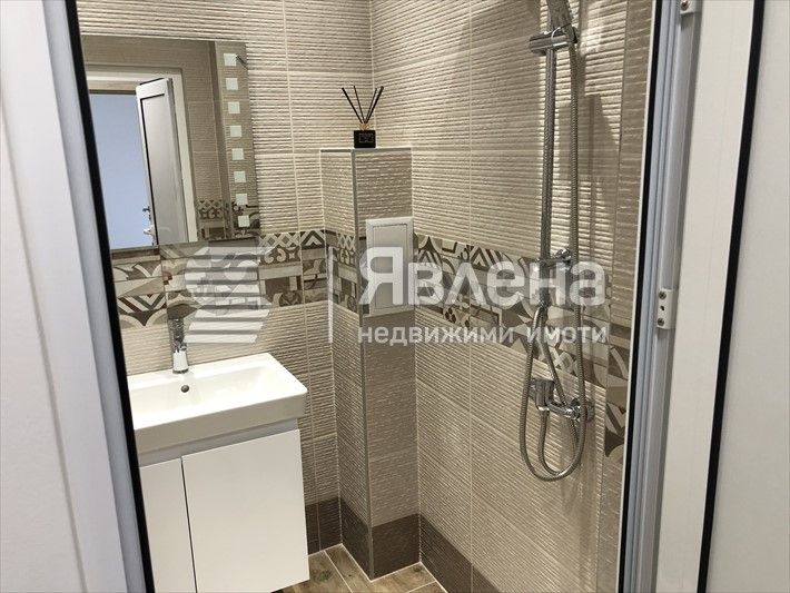 Продава се Двустаен апартамент в Варна, Младост 1 - 45 кв.м за 2109 €/кв.м - Снимка #5