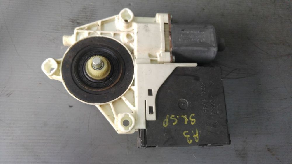motoras macara stanga spate audi a3 8p 0130822263 e840311203