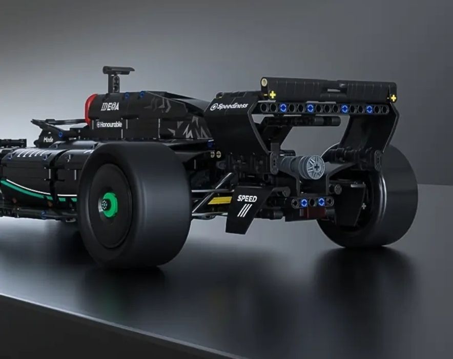 Конструктор Lego Mercedes AMG, Формула 1