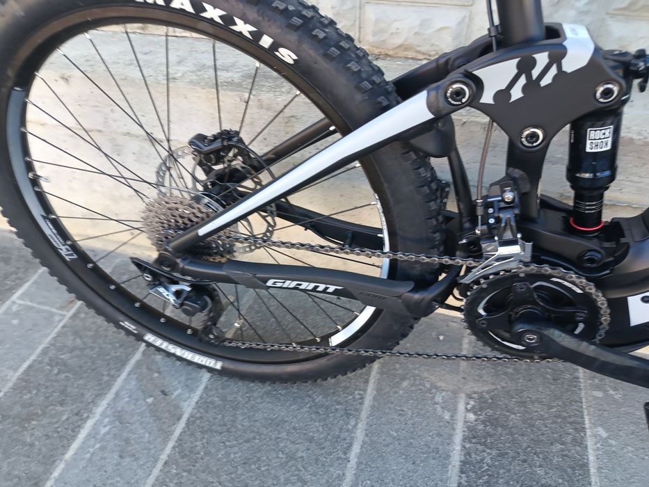 Giant Full-E 27.5 Yamaha