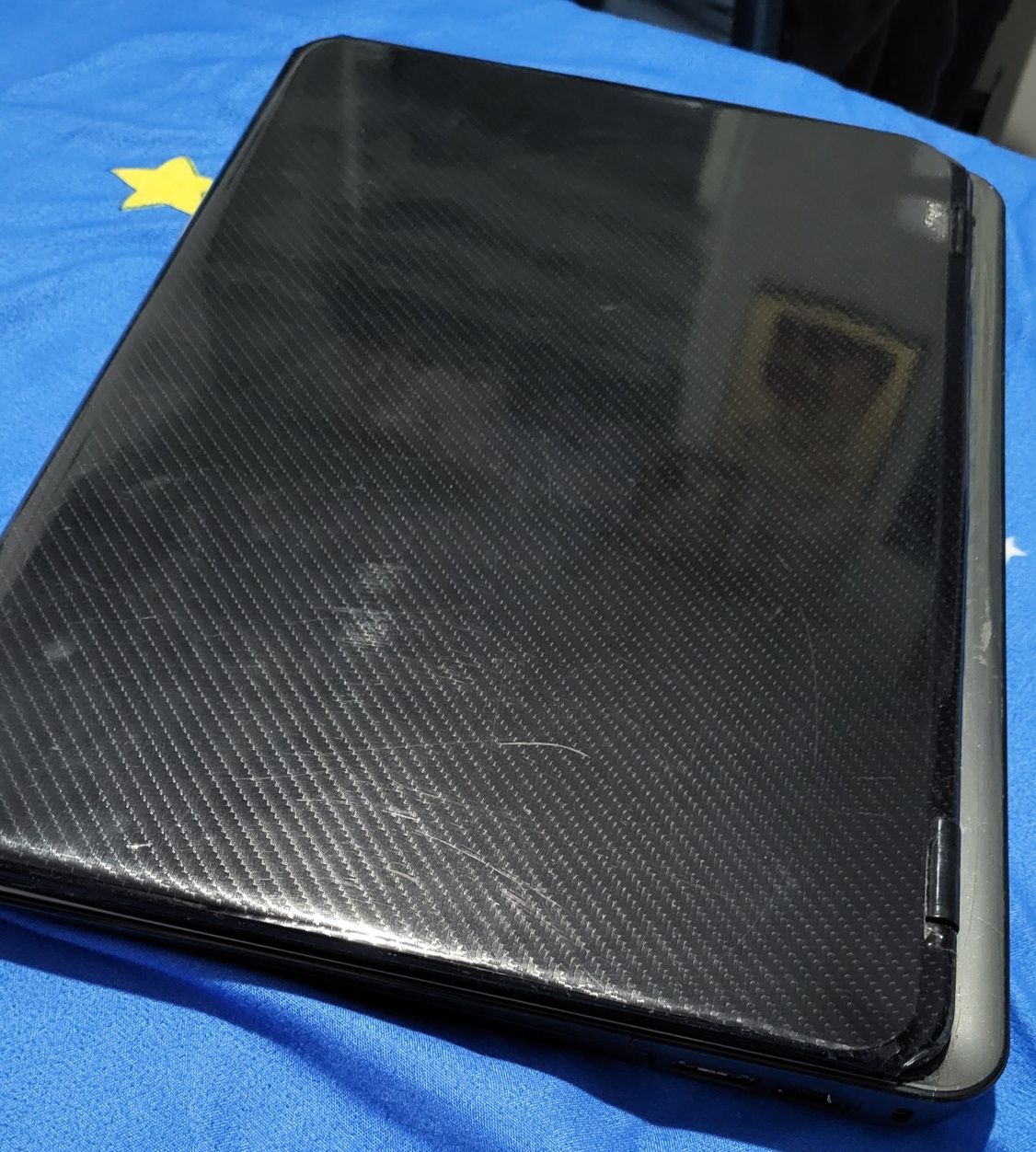 Laptop Dell  Procesor i3