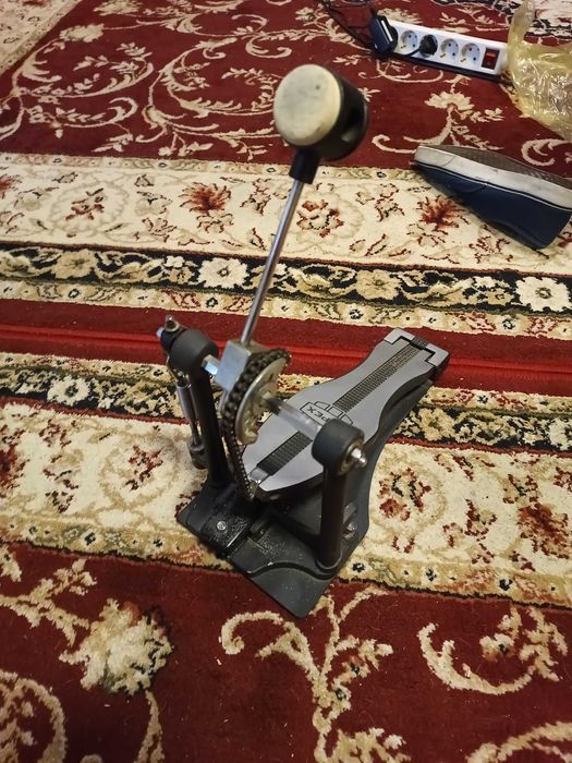 Pedala de toba mare Mapex P400 Storm