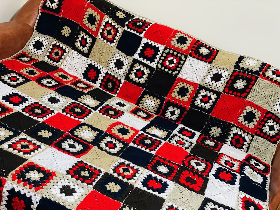 Cuvertura realizata manual 2,10*2,10 cm