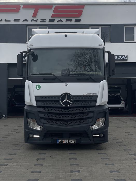 Mercedes actros 2016 mega 420