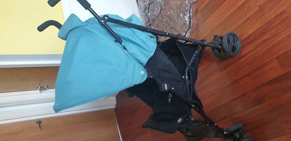 Cărucior pentru copii