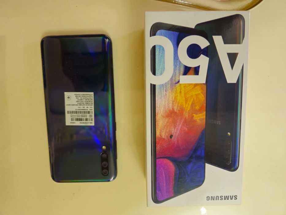 Продается Samsung A50