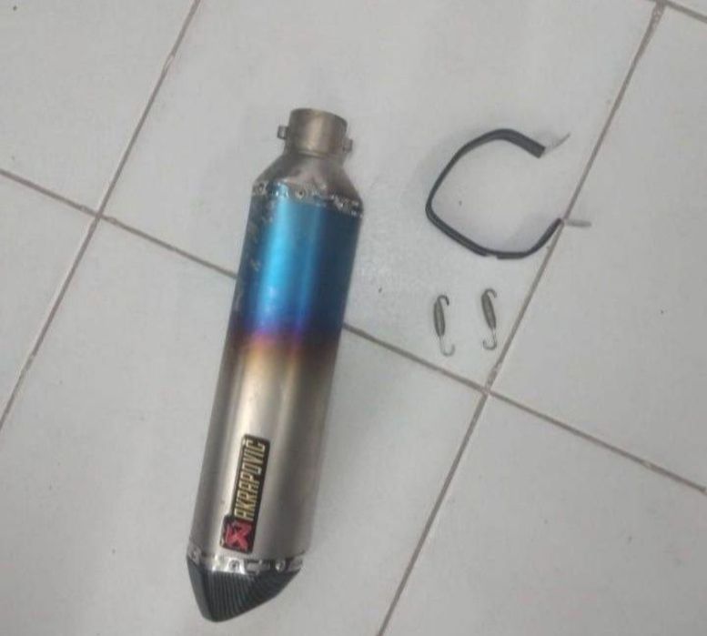 Продам мото глушитель