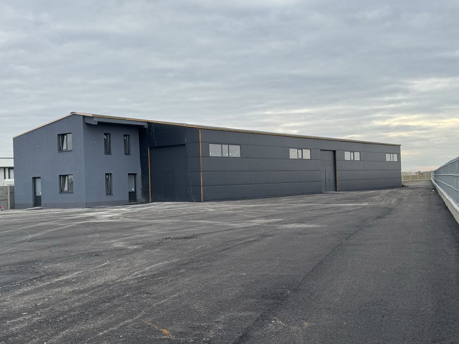 Inchiriez hala 600mp