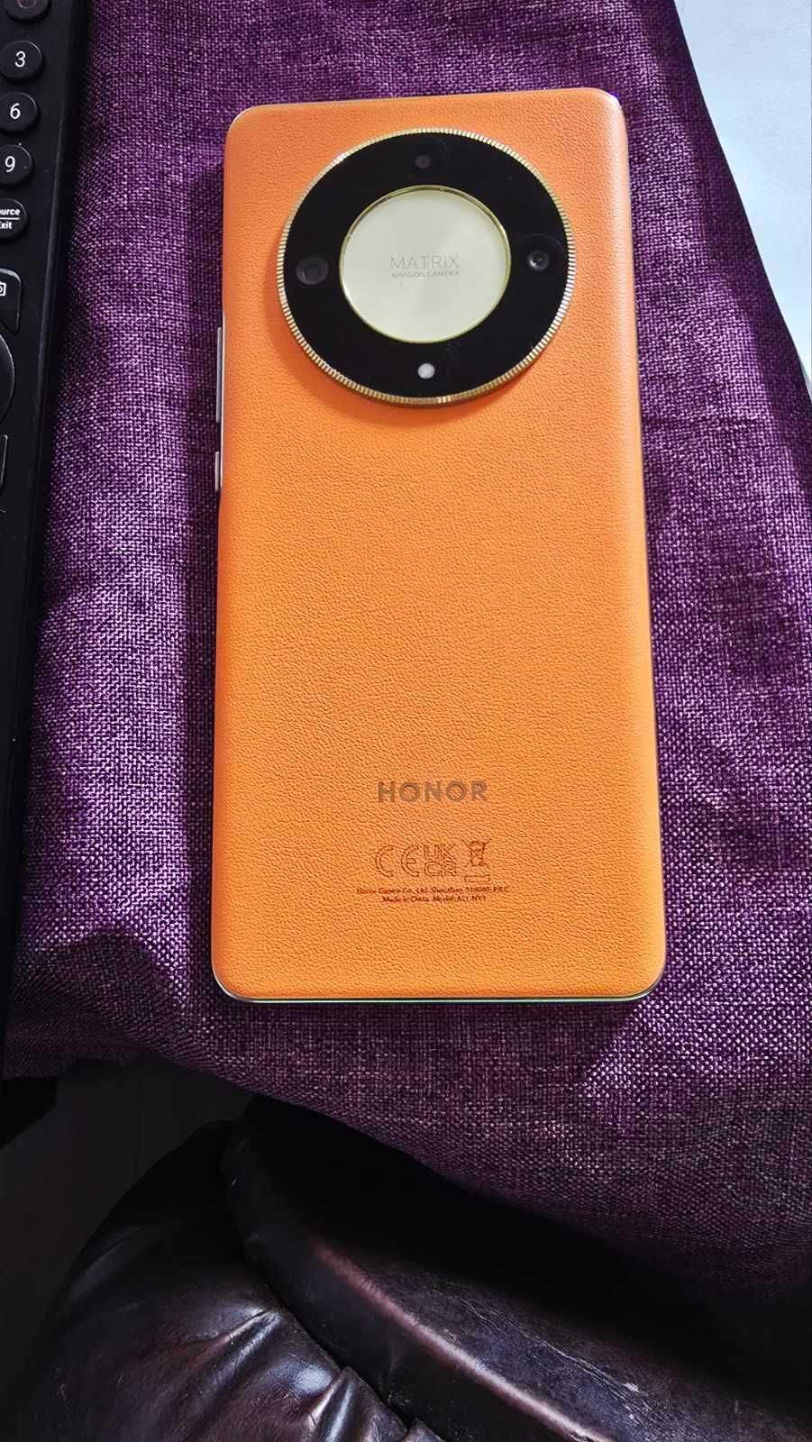 Продавам смартфон HONOR MAGIC 6 Lite