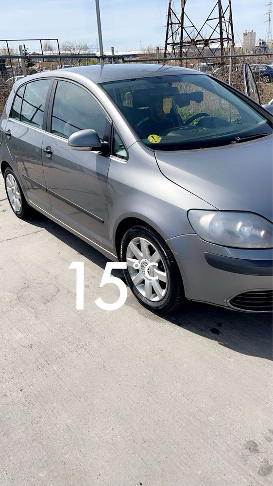 Volkswagen golf 5 plus