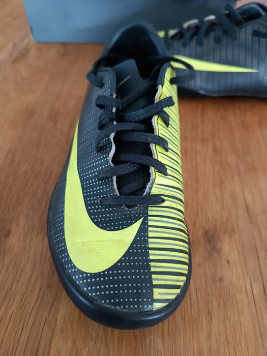Nike Mercurial CR7 marimea 35
