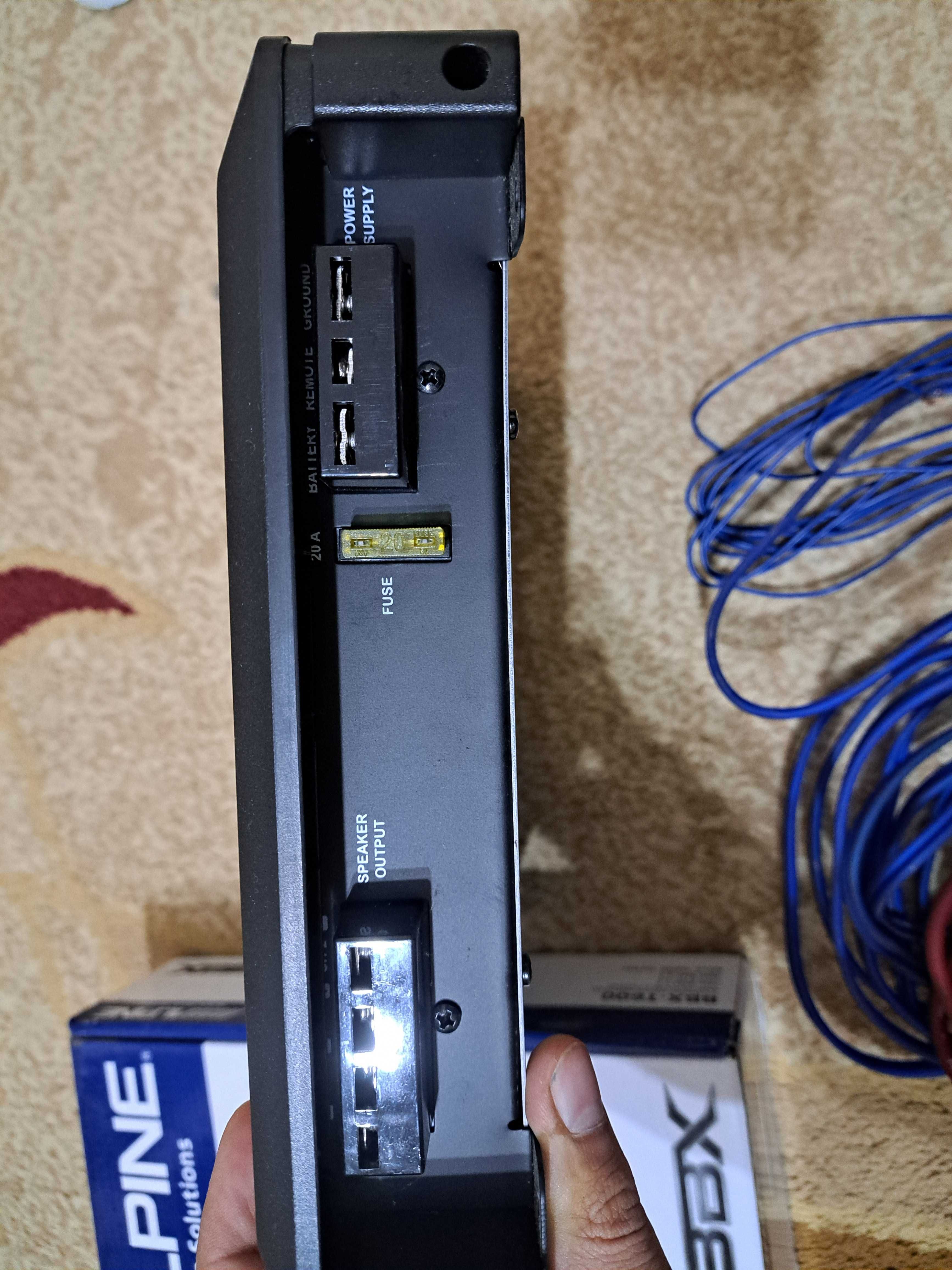 Amplificator alpine
