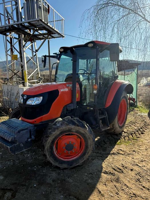 Трактор Kubota M4072