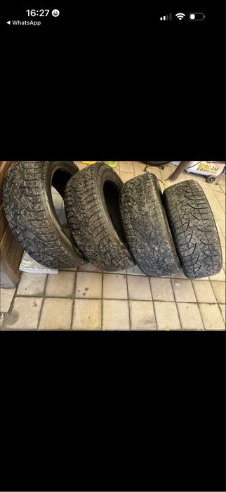 Продаю зимнию резину