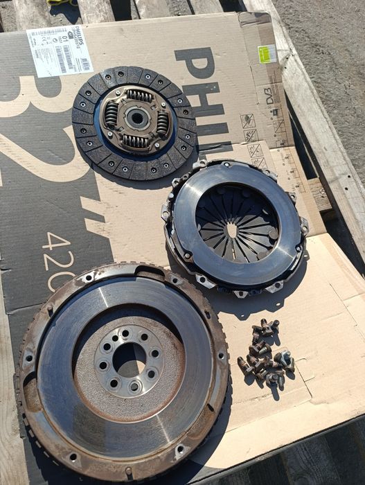 Комплект съединител 2.0 хди Пежо / Peugeot 2.0hdi