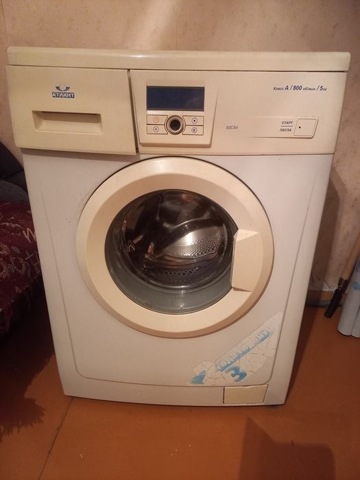 Продам стиральну машину  Атлант  можно  на запчасти