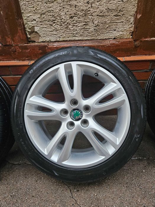 Оригинални лети джанти 16"  Scoda Fabia 5х100