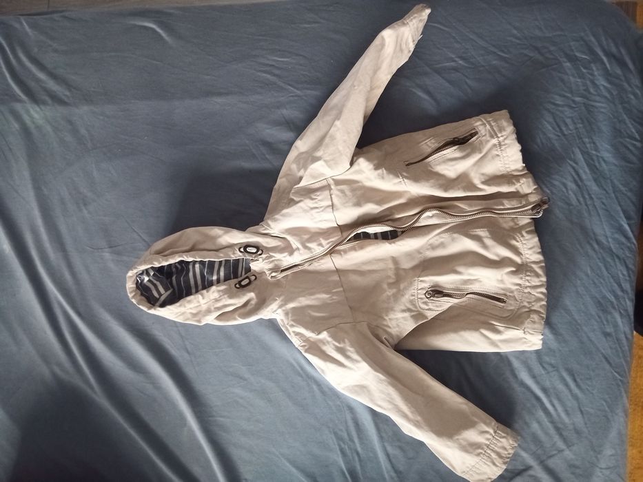 Geaca, jacheta, copii 3-4 ani zara culoare crem