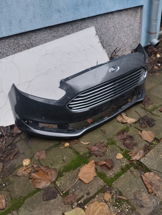 Предна броня от ford c max 2019 2021