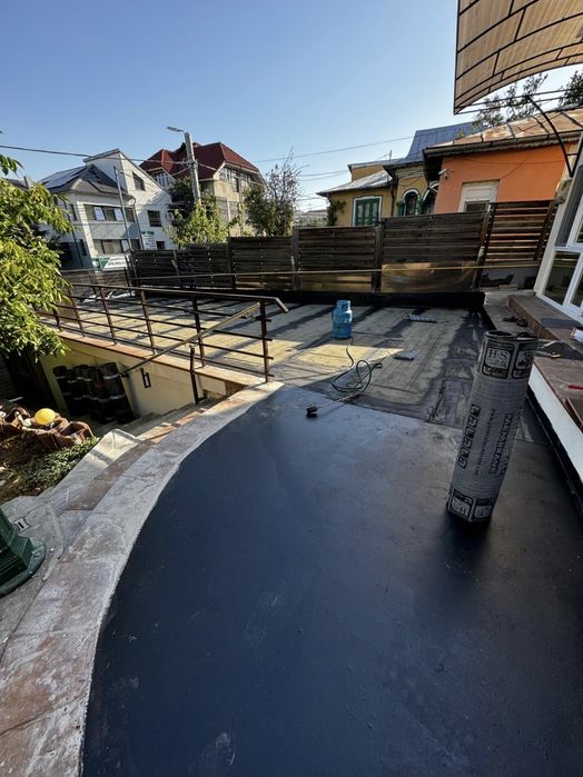 Hidroizolații  / terase  / reparații acoperișuri