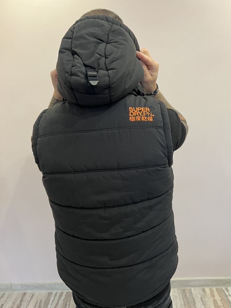 Мъжки елек SuperDry