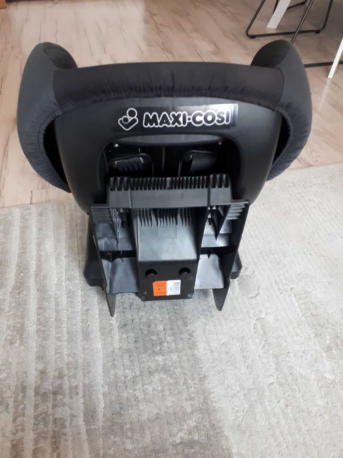 Детско столче за кола MAXI COSI от 9 до 18кг.