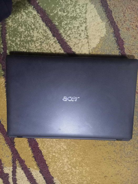 Laptop acer pentru facebook,yotube
