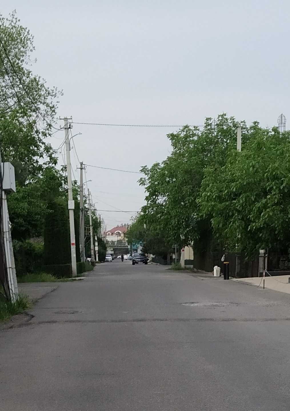 Дом 8,3 или 5 соток отдельно под застройку. Ор-р: ц.Луначарского.