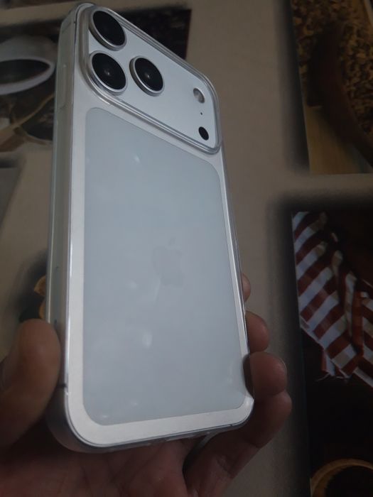 Iphone xr sotiladi karopka dakment