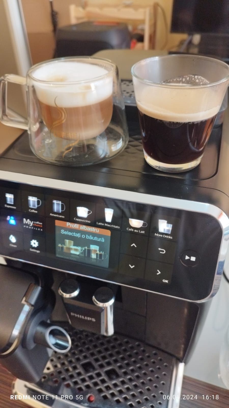 Expresor aparat cafea espressor Philips 5400 ca nou