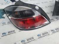 Stop lampa tripla dreapta fumuriu  Opel Astra H Hatchback 2004 1012