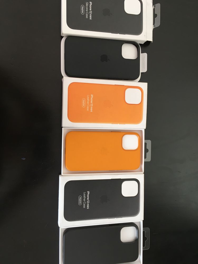 Iphone 12 mini оригинал чехлы продам.