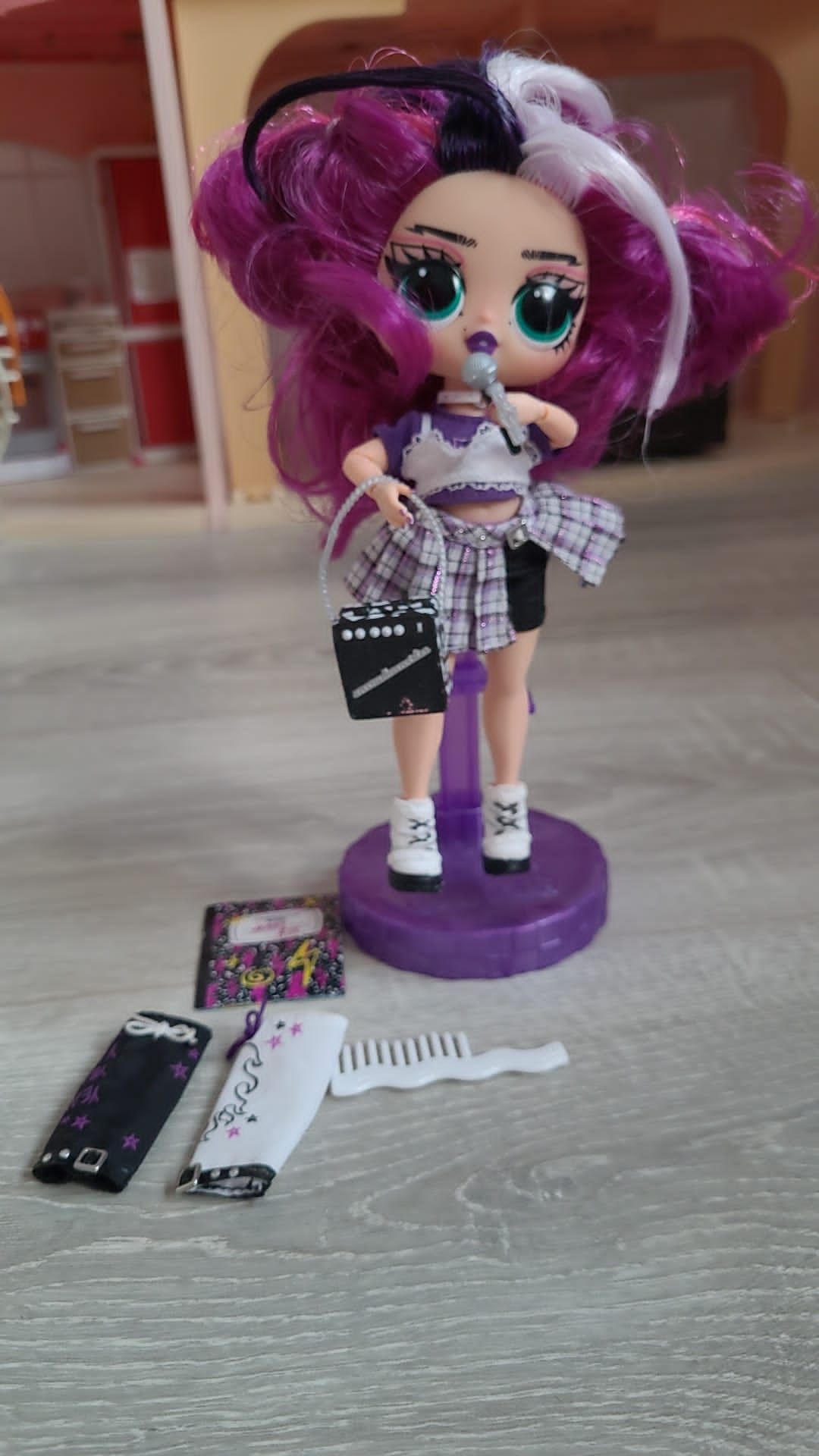 L.O.L. Surprise Tweens S4 Doll- Jenny Rox
Total: