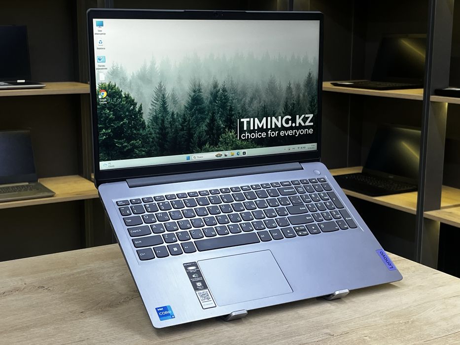 Офисный ноутбук Lenovo IdeaPad 3 - Core i5-1235U/8GB/SSD 512GB/UHD