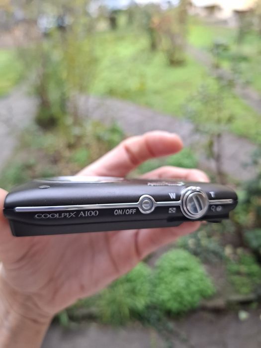 Компактен дигитален фотоапарат Nikon Coolpix L100