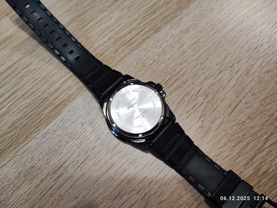 Лот от два часовника casio