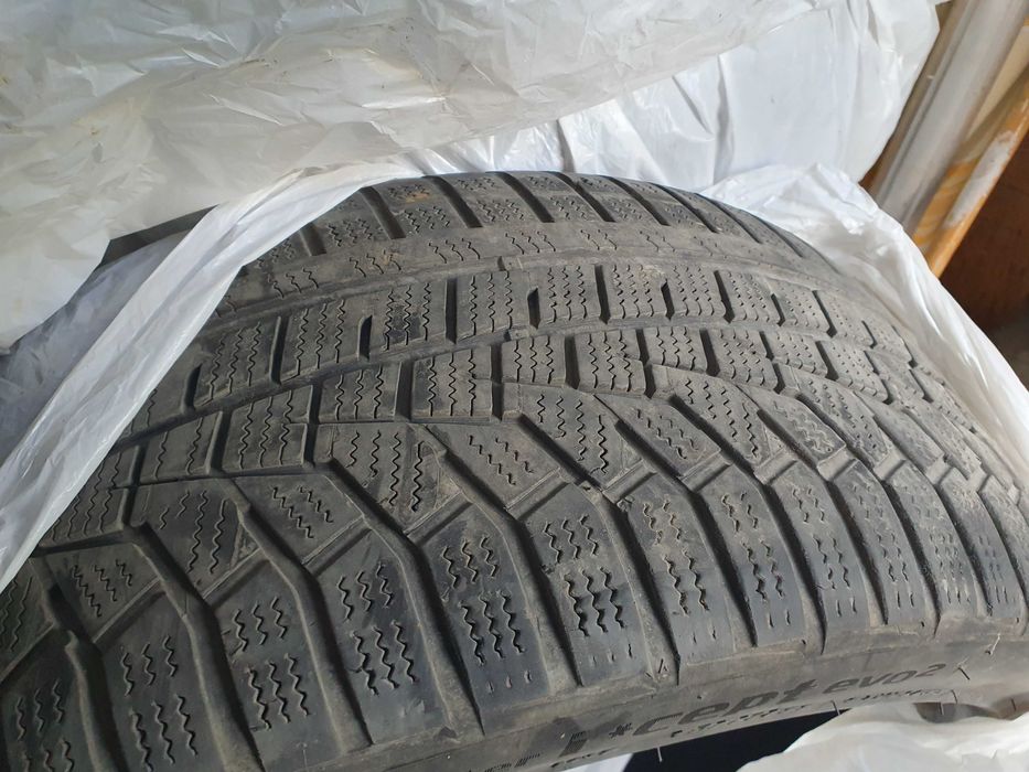 caucucuri 215/45 r17