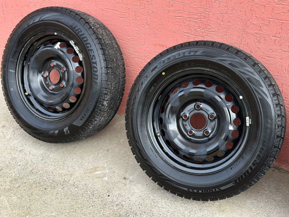 Продам зимний комплект 195/65/15 brigstostone
