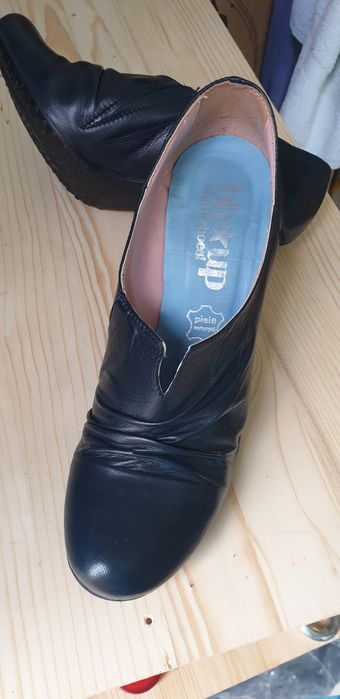 Pantofi belumarin piele