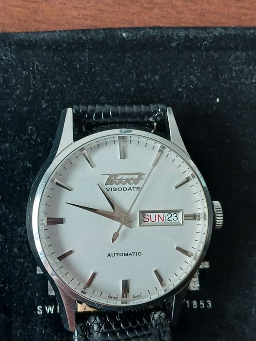 Часовник Tissot  - Бартер
