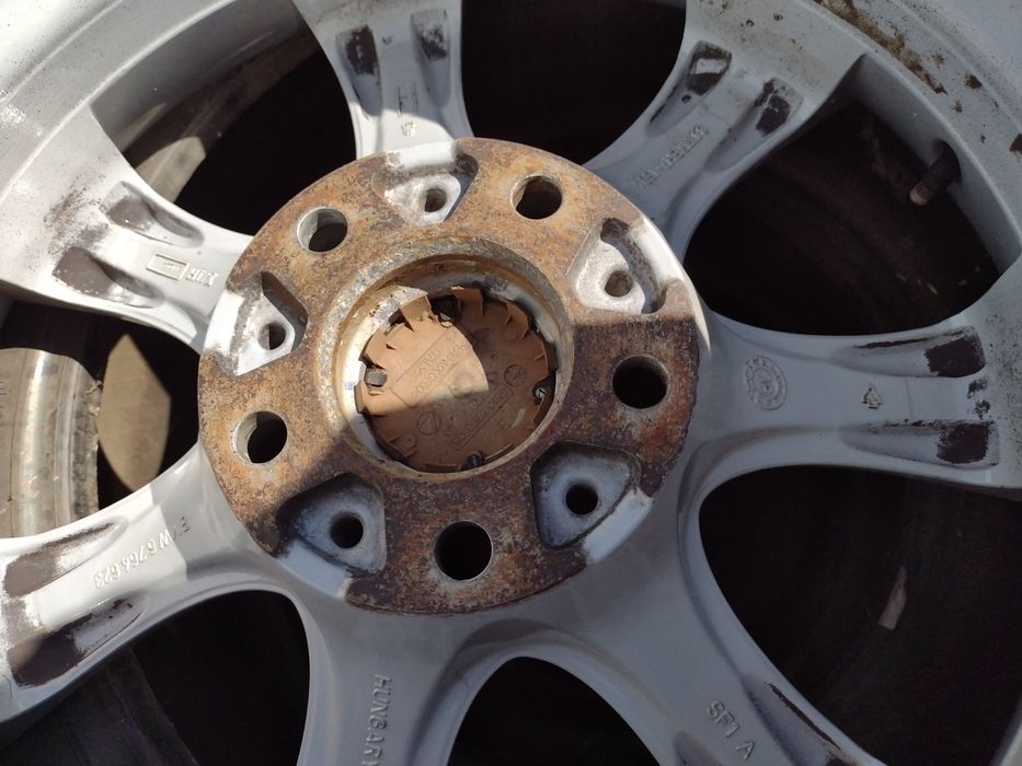 Перфектни 17-5х120 ЕТ34 8j BMW E90.E91.F10