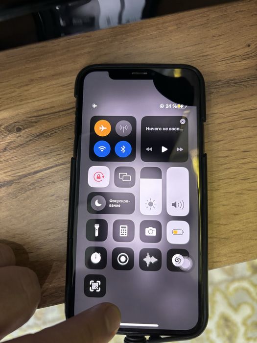 Продаю iPhone X 256 GB. Телефон рабочий