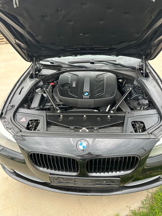 Autoturism BMW  2011