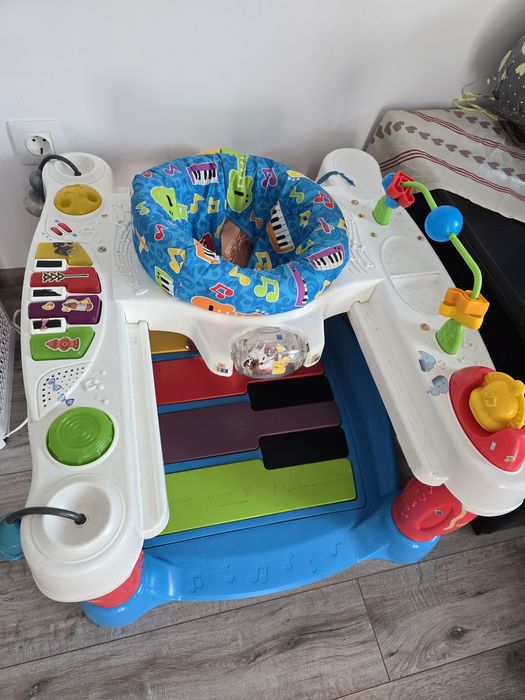 Premergător pe șină Fisher Price