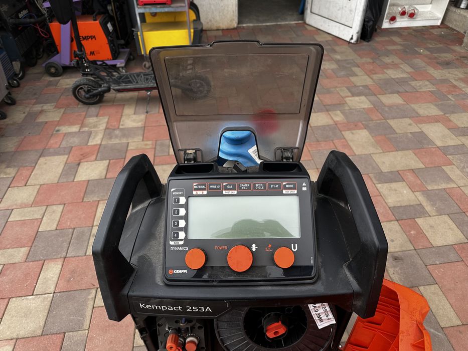 Aparat de sudura Kemppi Synergic mig 250