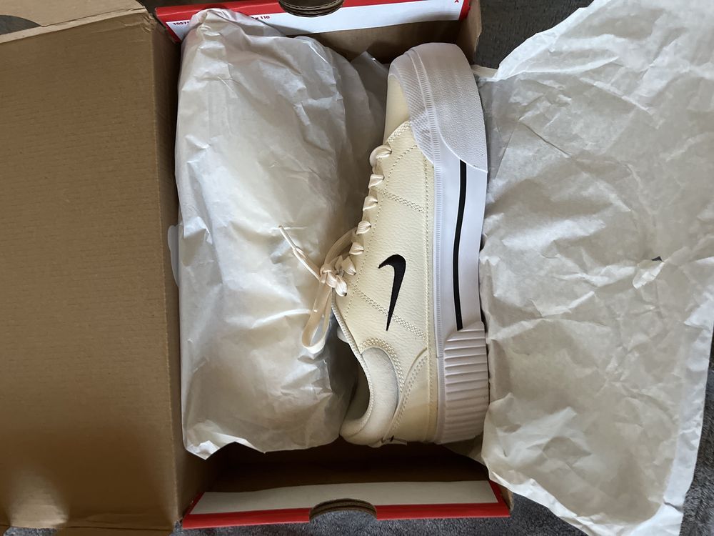 Сникърси Nike Court Legacy Lift