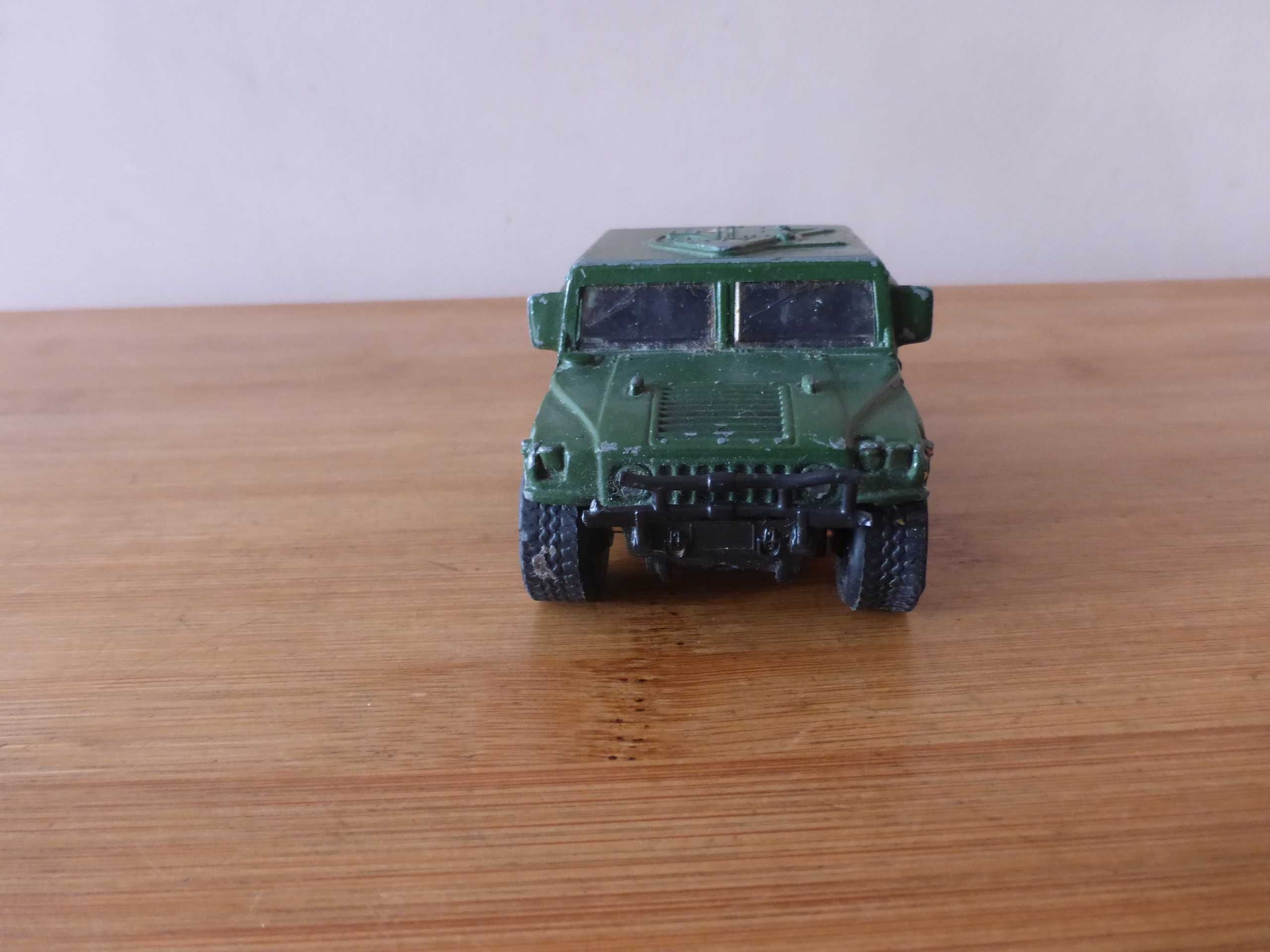 Военна метална количка Хамър Хъмви Maisto Humvee 1/40 играчка 1985 г