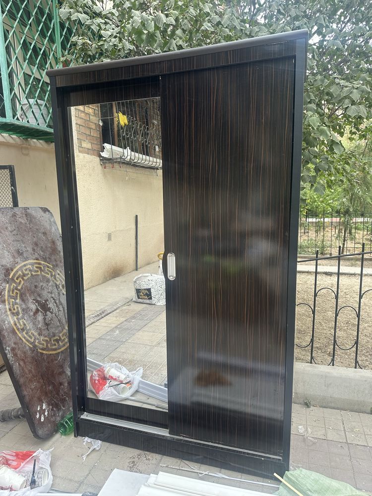 Shkaf ideal xolatda