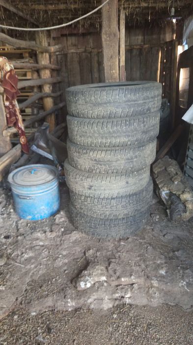 Продам резину на газель